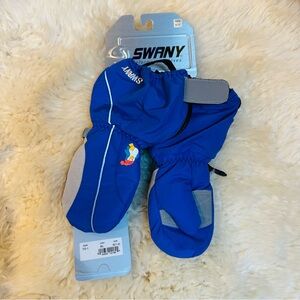 NWT SWANY Performance Winter Kids Gloves with Cute Penguins